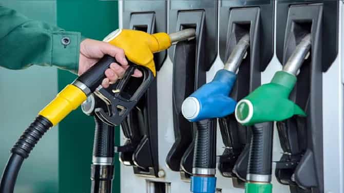 Petrol Price on July 12: ಬೆಂಗಳೂರು ಸೇರಿ ದೇಶದ ಪ್ರಮುಖ ನಗರಗಳಲ್ಲಿ ಜುಲೈ 12ರಂದು ಪೆಟ್ರೋಲ್, ಡೀಸೆಲ್ ದರ ಎಷ್ಟಿದೆ, ವಿವರ ಇಲ್ಲಿದೆ