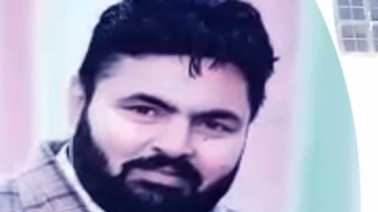 ಪಂಜಾಬ್: ಕಾರಿನಲ್ಲಿ 9 ವರ್ಷದ ಬಾಲಕನ ಕೈಗೆ ಸಿಕ್ಕಿದ ಪಿಸ್ತೂಲ್ನಿಂದ ಹಾರಿದ ಗುಂಡು; ಅಪ್ಪ ಸಾವು ಪಂಜಾಬ್: ಕಾರಿನಲ್ಲಿ 9 ವರ್ಷದ ಬಾಲಕನ ಕೈಗೆ ಸಿಕ್ಕಿದ ಪಿಸ್ತೂಲ್ನಿಂದ ಹಾರಿದ ಗುಂಡು; ಅಪ್ಪ ಸಾವು