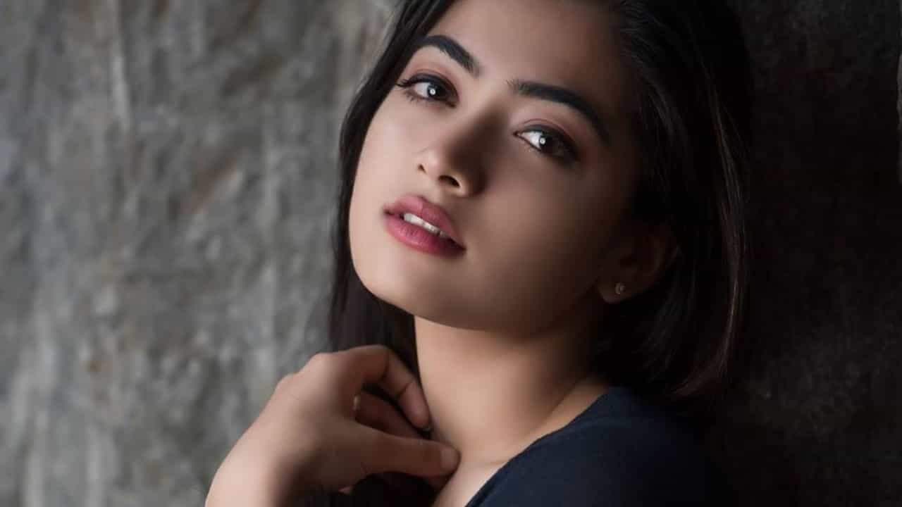 Rashmika Mandanna: ಇಬ್ಬರು ಸ್ಟಾರ್ ನಟರ ಸಿನಿಮಾಕ್ಕೆ ರಶ್ಮಿಕಾ ಮಂದಣ್ಣ ನಾಯಕಿ Rashmika Mandanna: ಇಬ್ಬರು ಸ್ಟಾರ್ ನಟರ ಸಿನಿಮಾಕ್ಕೆ ರಶ್ಮಿಕಾ ಮಂದಣ್ಣ ನಾಯಕಿ