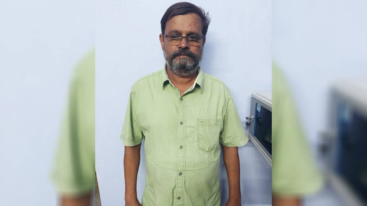 ವಜಾಗೊಂಡರೂ ಬುದ್ದಿ ಕಲಿಯದ ಎಎಸ್ಐ; ಲೋಕಾಯುಕ್ತ ಹೆಸರಿನಲ್ಲಿ ಸರ್ಕಾರಿ ಅಧಿಕಾರಿಗಳ ಬಳಿ ಹಣಕ್ಕೆ ಬೇಡಿಕೆ ವಜಾಗೊಂಡರೂ ಬುದ್ದಿ ಕಲಿಯದ ಎಎಸ್ಐ; ಲೋಕಾಯುಕ್ತ ಹೆಸರಿನಲ್ಲಿ ಸರ್ಕಾರಿ ಅಧಿಕಾರಿಗಳ ಬಳಿ ಹಣಕ್ಕೆ ಬೇಡಿಕೆ