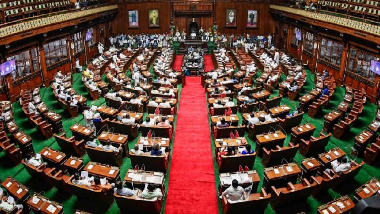 Karnataka News Highlights: ಜೈನಮುನಿ ಹತ್ಯೆ ಪ್ರಕರಣದ ತನಿಖೆ ಸಿಬಿಐಗೆ ವಹಿಸುವ ಅವಶ್ಯಕತೆ ಇಲ್ಲ: ಪರಮೇಶ್ವರ್ Karnataka News Highlights: ಜೈನಮುನಿ ಹತ್ಯೆ ಪ್ರಕರಣದ ತನಿಖೆ ಸಿಬಿಐಗೆ ವಹಿಸುವ ಅವಶ್ಯಕತೆ ಇಲ್ಲ: ಪರಮೇಶ್ವರ್