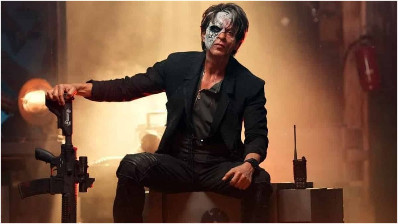 Shah Rukh Khan: ‘ನಿಮ್ಮ ಚಿತ್ರದ ಟಿಕೆಟ್​ ನೀವೇ ಖರೀದಿ ಮಾಡ್ತೀರಾ?’: ಟ್ರೋಲ್​ ಮಾಡಲು ಬಂದವರಿಗೆ ಶಾರುಖ್​ ನೀಡಿದ ಉತ್ತರ ಏನು?