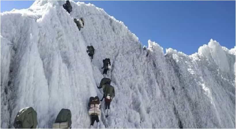 Siachen glacier: ಸಿಯಾಚಿನ್ನಲ್ಲಿ ಅಗ್ನಿ ಅವಘಡ; ಸೇನಾಧಿಕಾರಿ ಹುತಾತ್ಮ, ಮೂವರಿಗೆ ಗಾಯ