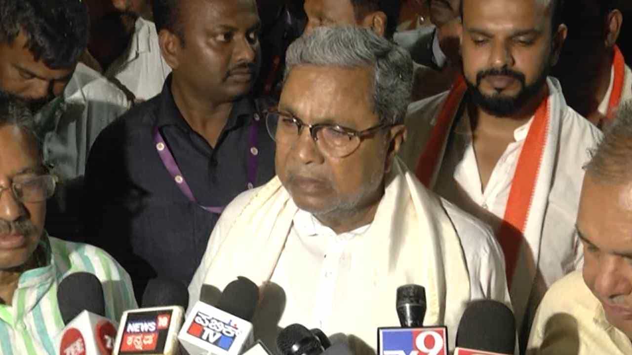 ಕರ್ನಾಟಕದ ಅಮರನಾಥ ಯಾತ್ರಿಕರು ಸುರಕ್ಷಿತ: ಸಿಎಂ ಸಿದ್ದರಾಮಯ್ಯ ಕರ್ನಾಟಕದ ಅಮರನಾಥ ಯಾತ್ರಿಕರು ಸುರಕ್ಷಿತ: ಸಿಎಂ ಸಿದ್ದರಾಮಯ್ಯ