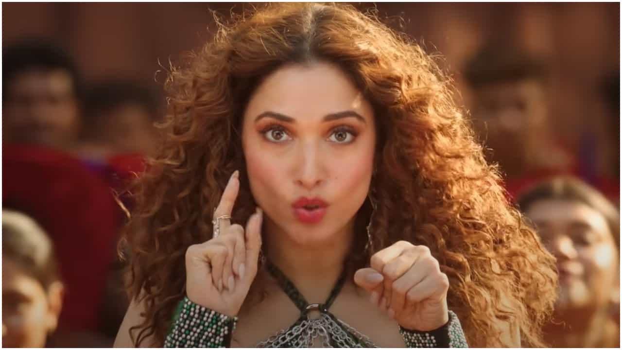 Tamannaah Bhatia: ‘ಇಂಡಿಯನ್ ಶಕೀರಾ’: ಅಭಿಮಾನಿಗಳು ಕೊಟ್ಟ ಹೊಸ ಬಿರುದನ್ನು ಸ್ವೀಕರಿಸಿದ ತಮನ್ನಾ ಭಾಟಿಯಾ Tamannaah Bhatia: ‘ಇಂಡಿಯನ್ ಶಕೀರಾ’: ಅಭಿಮಾನಿಗಳು ಕೊಟ್ಟ ಹೊಸ ಬಿರುದನ್ನು ಸ್ವೀಕರಿಸಿದ ತಮನ್ನಾ ಭಾಟಿಯಾ