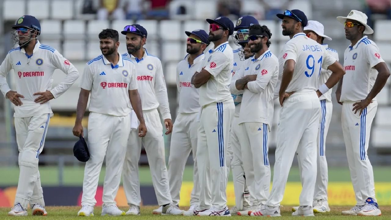 IND vs WI: ಮೊದಲ ಟೆಸ್ಟ್ನಲ್ಲಿ ನಿರ್ಮಾಣವಾದ 10 ವಿಶೇಷ ದಾಖಲೆಗಳಿವು IND vs WI: ಮೊದಲ ಟೆಸ್ಟ್ನಲ್ಲಿ ನಿರ್ಮಾಣವಾದ 10 ವಿಶೇಷ ದಾಖಲೆಗಳಿವು