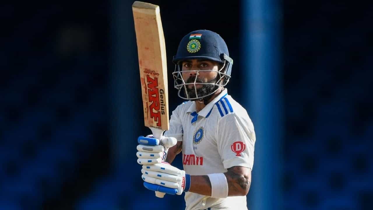 India vs West Indies: ಪೋರ್ಟ್ ಆಫ್ ಸ್ಪೇನ್ನಲ್ಲಿ ನಡೆದ ವೆಸ್ಟ್ ಇಂಡೀಸ್ ವಿರುದ್ಧದ 2ನೇ ಟೆಸ್ಟ್ ಪಂದ್ಯದಲ್ಲಿ ಭರ್ಜರಿ ಸೆಂಚುರಿ ಸಿಡಿಸಿ ವಿರಾಟ್ ಕೊಹ್ಲಿ ಹಲವು ದಾಖಲೆಗಳನ್ನು ನಿರ್ಮಿಸಿದ್ದಾರೆ.