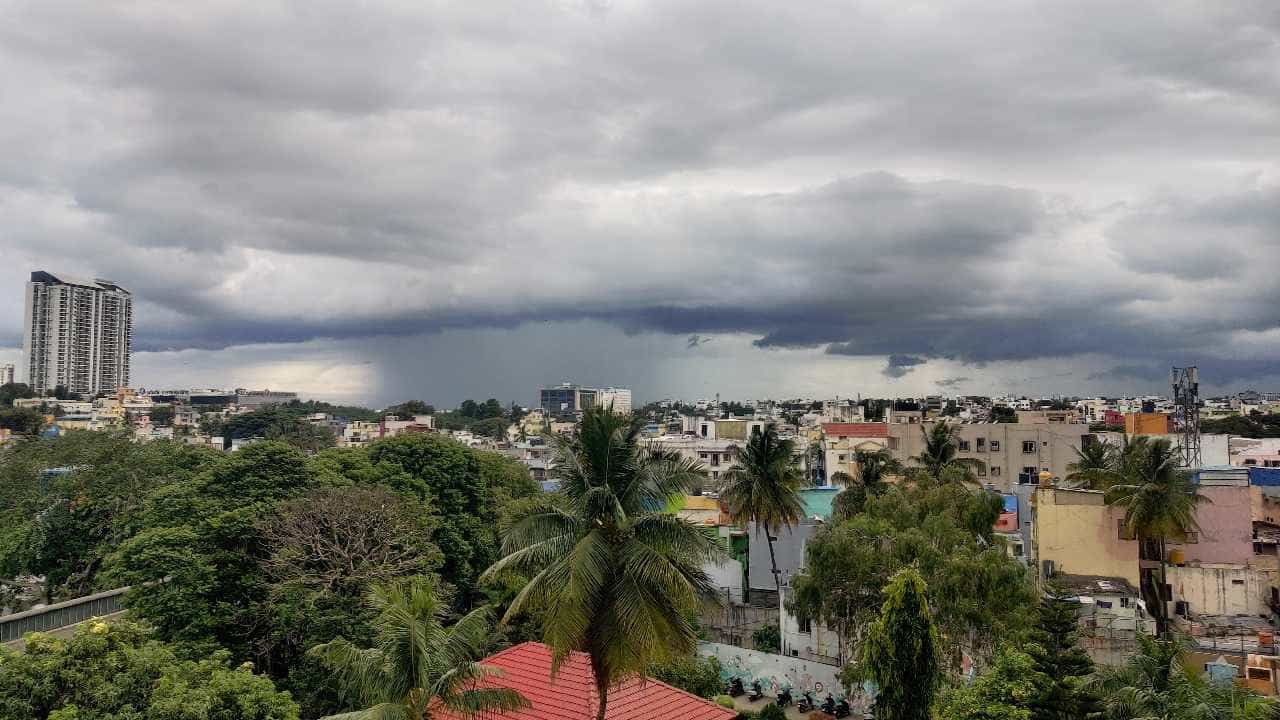 Karnataka Rains: ಕರ್ನಾಟಕದ ಕರಾವಳಿ ಸೇರಿದಂತೆ 13ಕ್ಕೂ ಅಧಿಕ ಜಿಲ್ಲೆಗಳಲ್ಲಿ ಜುಲೈ 10ರವರೆಗೂ ಧಾರಾಕಾರ ಮಳೆ Karnataka Rains: ಕರ್ನಾಟಕದ ಕರಾವಳಿ ಸೇರಿದಂತೆ 13ಕ್ಕೂ ಅಧಿಕ ಜಿಲ್ಲೆಗಳಲ್ಲಿ ಜುಲೈ 10ರವರೆಗೂ ಧಾರಾಕಾರ ಮಳೆ