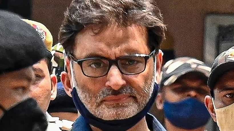 ಸುಪ್ರೀಂಕೋರ್ಟ್ಗೆ ಉಗ್ರ ಯಾಸಿನ್ ಮಲಿಕ್ ಖುದ್ದು ಹಾಜರಿ: ತಿಹಾರ್ ಜೈಲಿನ ನಾಲ್ವರು ಸಿಬ್ಬಂದಿ ಅಮಾನತು
