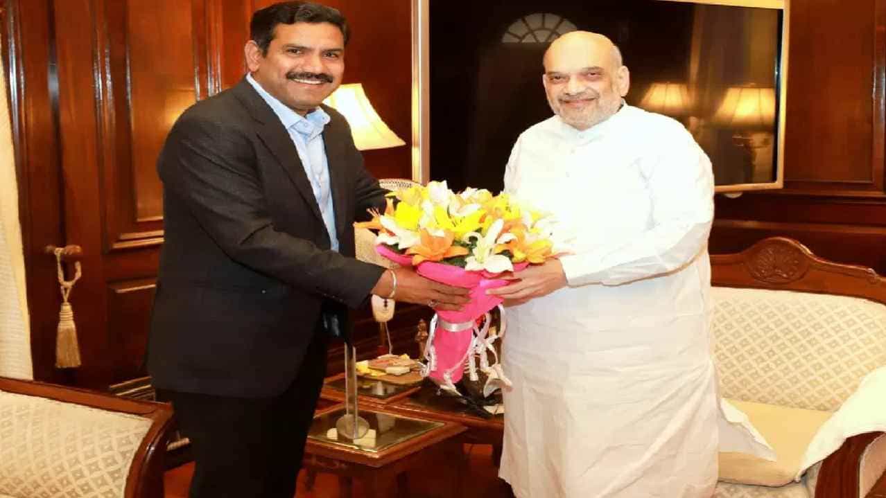 ಹಲವು ಬೆಳವಣಿಗೆಗಳ ಮಧ್ಯೆ ನಡ್ಡಾ, ಶಾ ಭೇಟಿಯಾದ ವಿಜಯೇಂದ್ರ, ಹೈಕಮಾಂಡ್ ಭೇಟಿ ಬಗ್ಗೆ ಉಪಾಧ್ಯಕ್ಷ ಹೇಳಿದ್ದಿಷ್ಟು ಹಲವು ಬೆಳವಣಿಗೆಗಳ ಮಧ್ಯೆ ನಡ್ಡಾ, ಶಾ ಭೇಟಿಯಾದ ವಿಜಯೇಂದ್ರ, ಹೈಕಮಾಂಡ್ ಭೇಟಿ ಬಗ್ಗೆ ಉಪಾಧ್ಯಕ್ಷ ಹೇಳಿದ್ದಿಷ್ಟು