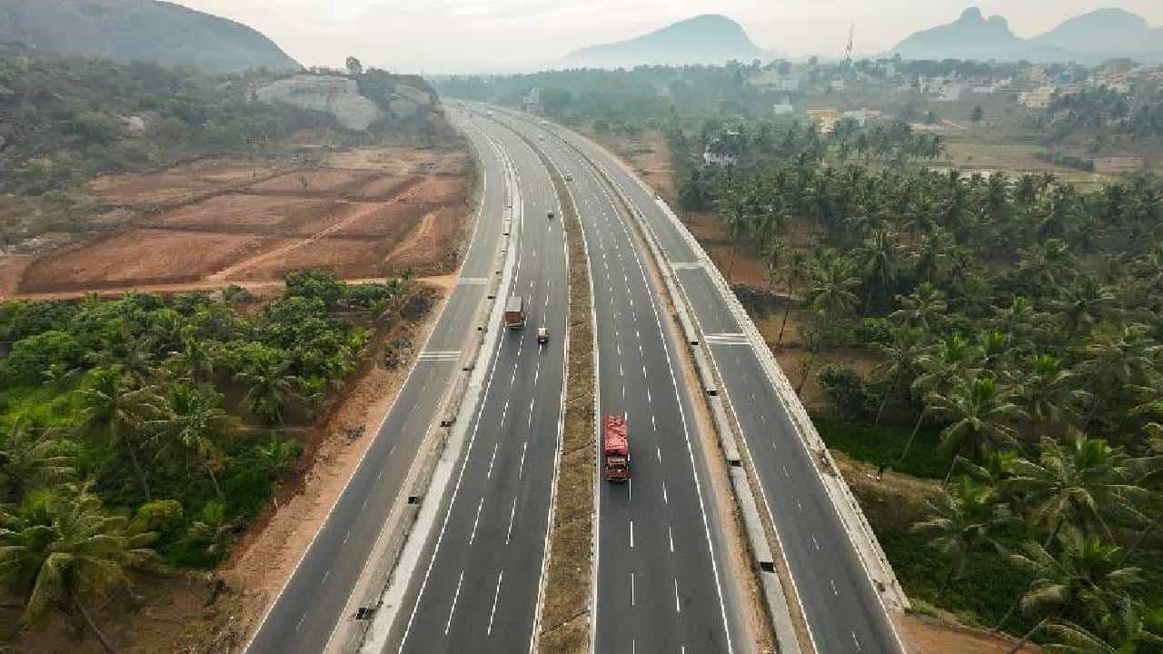 Bengaluru-Mysore Expressway Accident: ಮೊದಲ ಹಂತದ ಸಮೀಕ್ಷೆ ಪೂರ್ಣಗೊಳಿಸಿದ ಎನ್ಹೆಚ್ಎಐನ ವಿಶೇಷ ಸಮಿತಿ Bengaluru-Mysore Expressway Accident: ಮೊದಲ ಹಂತದ ಸಮೀಕ್ಷೆ ಪೂರ್ಣಗೊಳಿಸಿದ ಎನ್ಹೆಚ್ಎಐನ ವಿಶೇಷ ಸಮಿತಿ