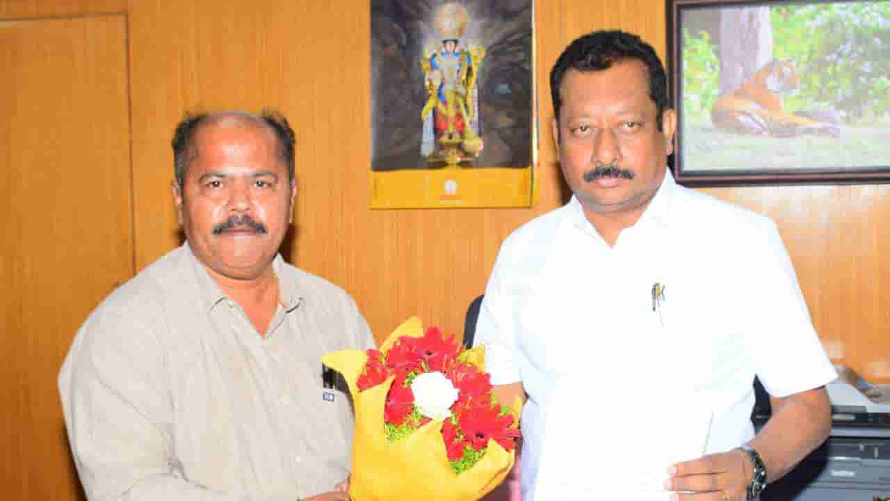 ಸಹೋದರನ ಮಗನನ್ನೇ ಮಂಡ್ಯ ಡಿಹೆಚ್ಒ ಆಗಿ ವರ್ಗಾಯಿಸಿಕೊಂಡ ಸಚಿವ ಎನ್ ಚಲುವರಾಯಸ್ವಾಮಿ