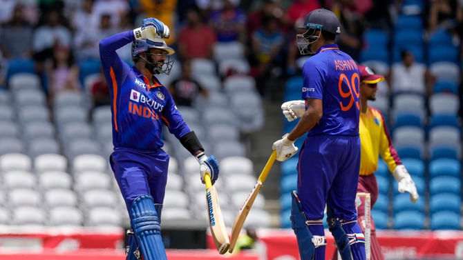 ‘ಅಶ್ವಿನ್ಗೆ ನಾಯಕತ್ವ ನೀಡಿ’; ತಂಡದ ಆಯ್ಕೆಗೆ ನಾನು ಕೂಡ ಲಭ್ಯನಿದ್ದೇನೆ ಎಂದ ಡಿಕೆ ‘ಅಶ್ವಿನ್ಗೆ ನಾಯಕತ್ವ ನೀಡಿ’; ತಂಡದ ಆಯ್ಕೆಗೆ ನಾನು ಕೂಡ ಲಭ್ಯನಿದ್ದೇನೆ ಎಂದ ಡಿಕೆ