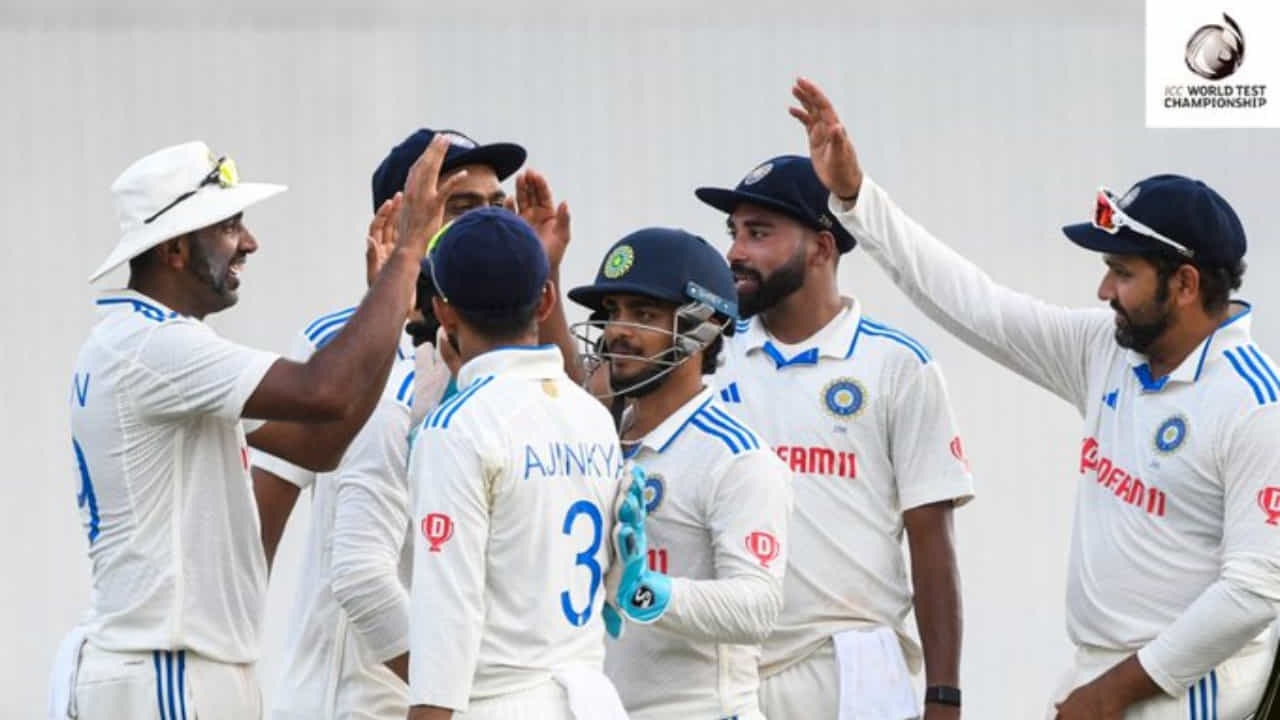 IND vs WI Test 3rd Day: ವಿಂಡೀಸ್ ಪಡೆಯಿಂದ ದಿಟ್ಟ ಪ್ರತ್ಯುತ್ತರ; ನಿರ್ಜೀವ ಪಿಚ್ನಲ್ಲಿ ಭಾರತದ ಬೌಲರ್ಗಳು ಹೈರಾಣ IND vs WI Test 3rd Day: ವಿಂಡೀಸ್ ಪಡೆಯಿಂದ ದಿಟ್ಟ ಪ್ರತ್ಯುತ್ತರ; ನಿರ್ಜೀವ ಪಿಚ್ನಲ್ಲಿ ಭಾರತದ ಬೌಲರ್ಗಳು ಹೈರಾಣ