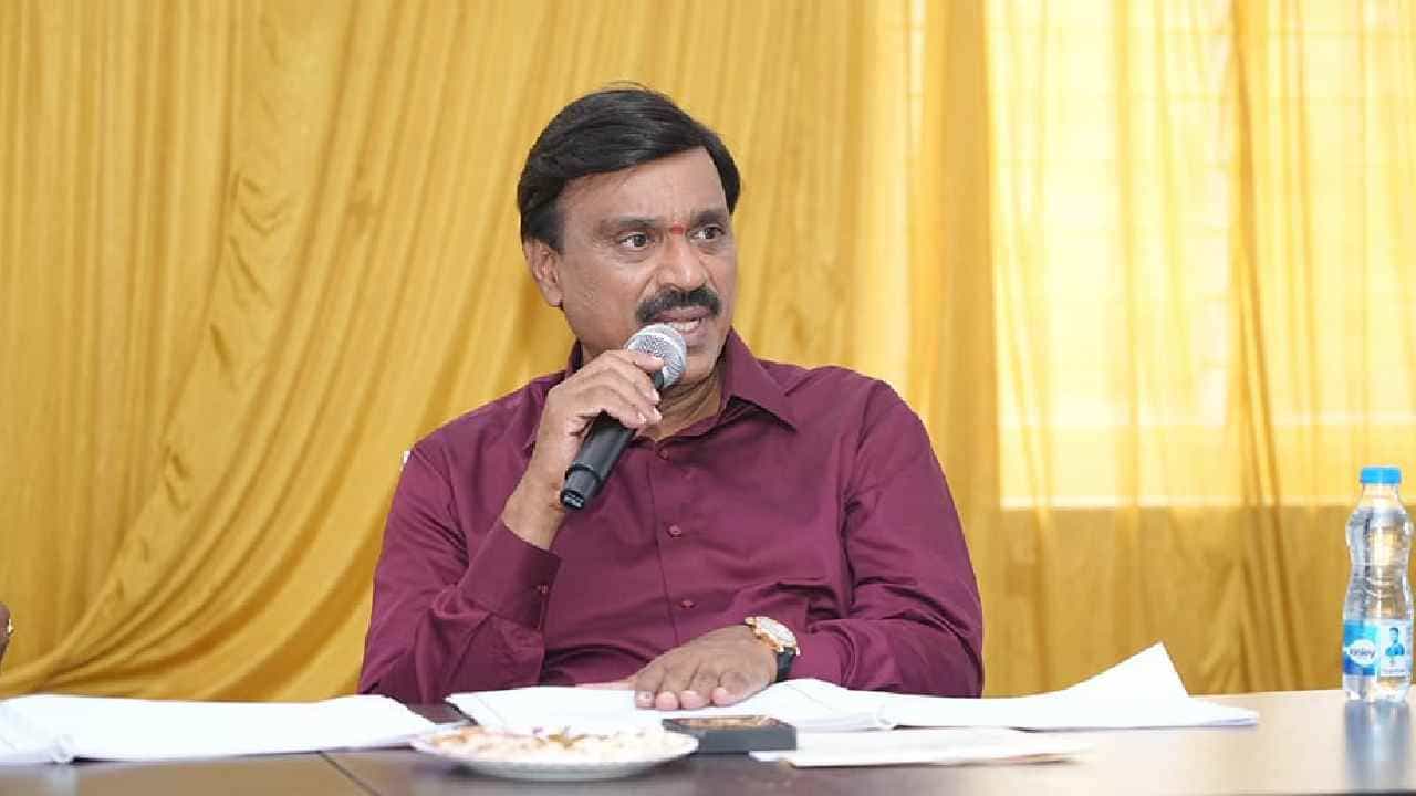 ರಾಜಕೀಯದಲ್ಲಿ 2ನೇ ಇನ್ನಿಂಗ್ಸ್ ಆರಂಭಿಸಿದ ಶಾಸಕ ಜನಾರ್ದನ ರೆಡ್ಡಿಗೆ ಮತ್ತೊಂದು ಸಂಕಷ್ಟ ರಾಜಕೀಯದಲ್ಲಿ 2ನೇ ಇನ್ನಿಂಗ್ಸ್ ಆರಂಭಿಸಿದ ಶಾಸಕ ಜನಾರ್ದನ ರೆಡ್ಡಿಗೆ ಮತ್ತೊಂದು ಸಂಕಷ್ಟ