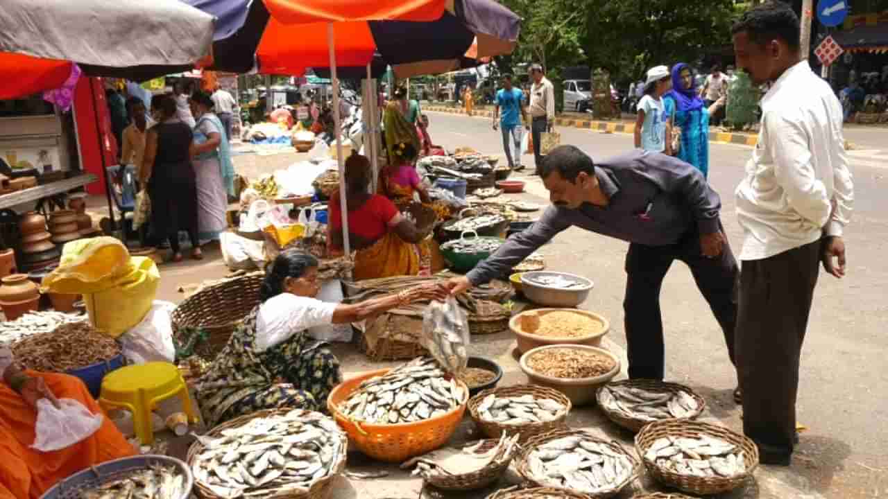 ತರಕಾರಿ ದರ ಗಗನಕ್ಕೆ ಏರಿದ ಬೆನ್ನಲ್ಲೇ ಮೀನುಗಳ ಬೆಲೆ ಕೂಡ ಏರಿಕೆ