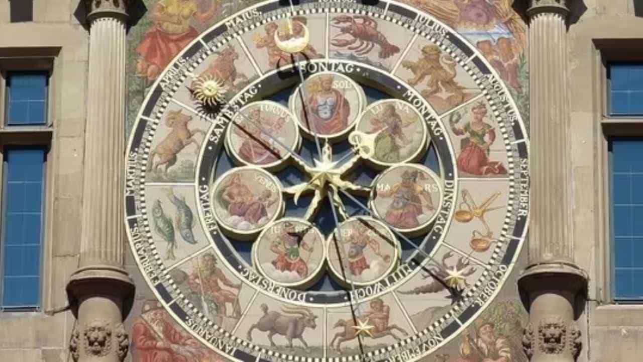 Daily Horoscope 22 July: ಆಸ್ತಿ ಖರೀದಿ ವಿಚಾರದಲ್ಲಿ ಎಚ್ಚರಿಕೆ ಅಗತ್ಯ, ಆತುರದ ನಿರ್ಧಾರ ಬೇಡ Daily Horoscope 22 July: ಆಸ್ತಿ ಖರೀದಿ ವಿಚಾರದಲ್ಲಿ ಎಚ್ಚರಿಕೆ ಅಗತ್ಯ, ಆತುರದ ನಿರ್ಧಾರ ಬೇಡ