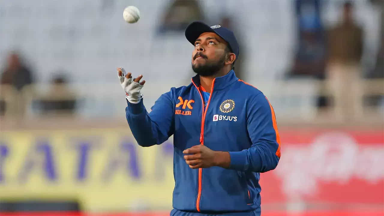 ಸದ್ಯ ಟೀಂ ಇಂಡಿಯಾದಿಂದ ಹೊರಗುಳಿದಿರುವ ತಂಡದ ಆರಂಭಿಕ ಆಟಗಾರ ಪೃಥ್ವಿ ಶಾ ವಿದೇಶಿ ಲೀಗ್ನತ್ತ ಮುಖಮಾಡಿದ್ದು, ಕೌಂಟಿ ಚಾಂಪಿಯನ್ಶಿಪ್ನಲ್ಲಿ ನಾರ್ಥಾಂಪ್ಟನ್ಶೈರ್ ತಂಡದ ಪರ ಆಡಲಿದ್ದಾರೆ ಎಂದು ವರದಿಯಾಗಿದೆ.
