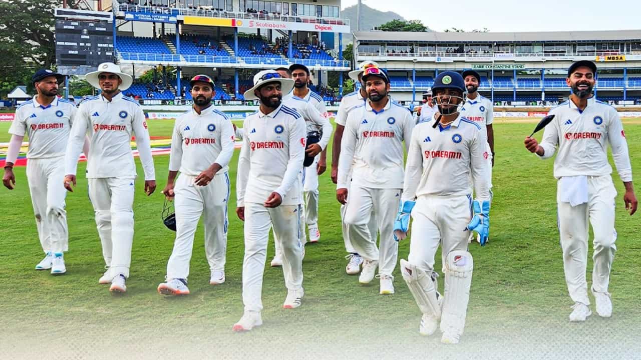 IND vs WI: ಕೊಹ್ಲಿ ಶತಕ, 438 ರನ್ಗಳಿಗೆ ಮೊದಲ ಇನ್ನಿಂಗ್ಸ್ ಮುಗಿಸಿದ ಭಾರತ; ವಿಂಡೀಸ್ ದಿಟ್ಟ ಉತ್ತರ IND vs WI: ಕೊಹ್ಲಿ ಶತಕ, 438 ರನ್ಗಳಿಗೆ ಮೊದಲ ಇನ್ನಿಂಗ್ಸ್ ಮುಗಿಸಿದ ಭಾರತ; ವಿಂಡೀಸ್ ದಿಟ್ಟ ಉತ್ತರ