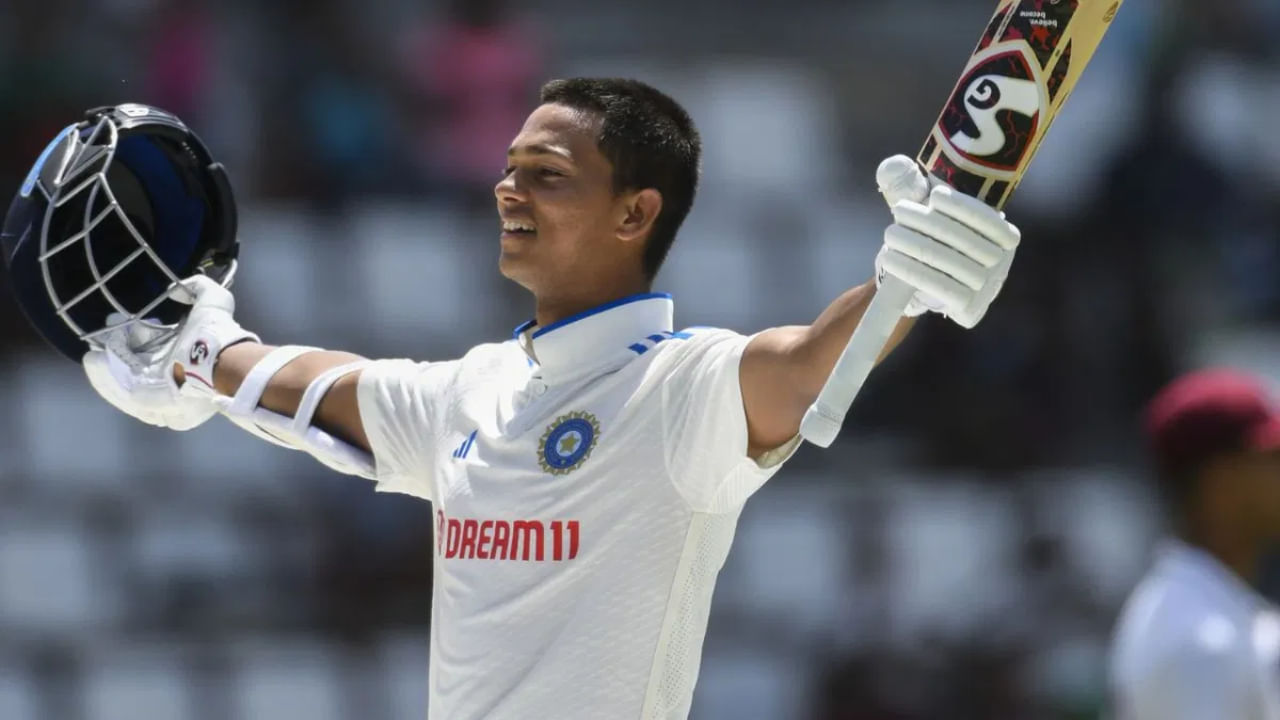 IND vs WI: ಇದು ಆರಂಭವಷ್ಟೇ; ಶತಕದ ಬಳಿಕ ಭಾವುಕರಾದ ಯಶಸ್ವಿ ಜೈಸ್ವಾಲ್ ಹೇಳಿದ್ದೇನು ಗೊತ್ತಾ? IND vs WI: ಇದು ಆರಂಭವಷ್ಟೇ; ಶತಕದ ಬಳಿಕ ಭಾವುಕರಾದ ಯಶಸ್ವಿ ಜೈಸ್ವಾಲ್ ಹೇಳಿದ್ದೇನು ಗೊತ್ತಾ?