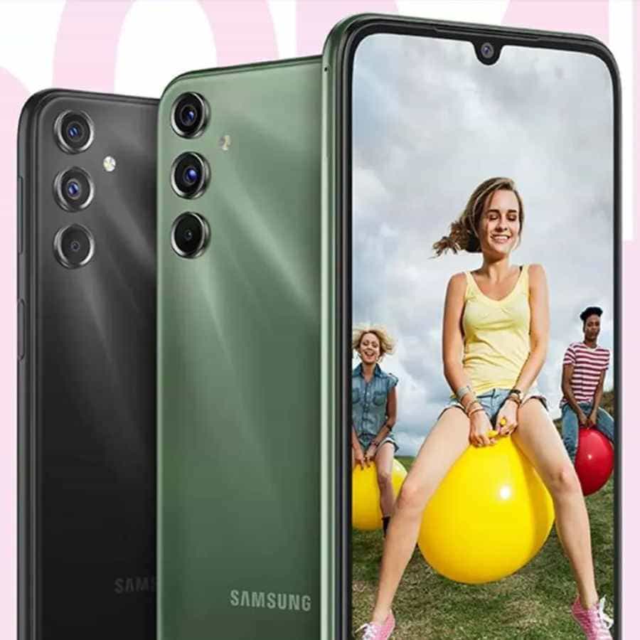 ಬರೋಬ್ಬರಿ 6,000mAh ಸಾಮರ್ಥ್ಯದ ಬ್ಯಾಟರಿಯನ್ನು ಗ್ಯಾಲಕ್ಸಿ F34 5G ಫೋನಿನಲ್ಲಿ ಅಳವಡಿಸಲಾಗಿದೆ. ಇದರ ಜೊತೆಗೆ ಬಲಿಷ್ಠ ಪ್ರೊಸೆಸರ್, ಆಕರ್ಷಕ ಕ್ಯಾಮೆರಾ ಆಯ್ಕೆ ಕೂಡ ಇದೆ. ಇದೀಗ ಈ ಸ್ಮಾರ್ಟ್ಫೋನ್ ಆಕರ್ಷಕ ಡಿಸ್ಕೌಂಟ್ನಲ್ಲಿ ಕಾಣಿಸಿಕೊಂಡಿದೆ. ಫ್ಲಿಪ್ಕಾರ್ಟ್ನಲ್ಲಿ ಕಡಿಮೆ ಬೆಲೆಗೆ ಸೇಲ್ ಆಗುತ್ತಿದೆ.