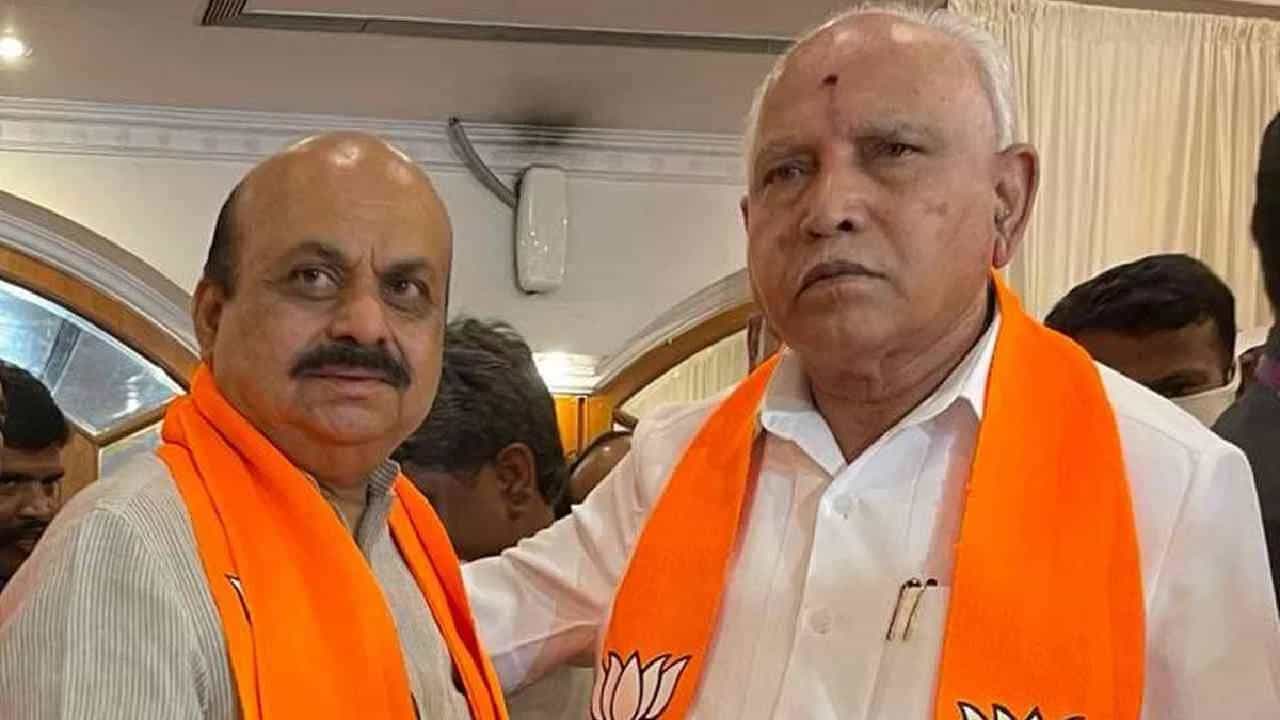 ಆಪರೇಷನ್ ಹಸ್ತ; ಎಸ್ಟಿ ಸೋಮಶೇಖರ್, ಹೆಬ್ಬಾರ್ ಸಮಸ್ಯೆ ಬಗೆಹರಿಸುವ ಹೊಣೆ ಬೊಮ್ಮಾಯಿಗೆ ವಹಿಸಿದ ಯಡಿಯೂರಪ್ಪ ಆಪರೇಷನ್ ಹಸ್ತ; ಎಸ್ಟಿ ಸೋಮಶೇಖರ್, ಹೆಬ್ಬಾರ್ ಸಮಸ್ಯೆ ಬಗೆಹರಿಸುವ ಹೊಣೆ ಬೊಮ್ಮಾಯಿಗೆ ವಹಿಸಿದ ಯಡಿಯೂರಪ್ಪ