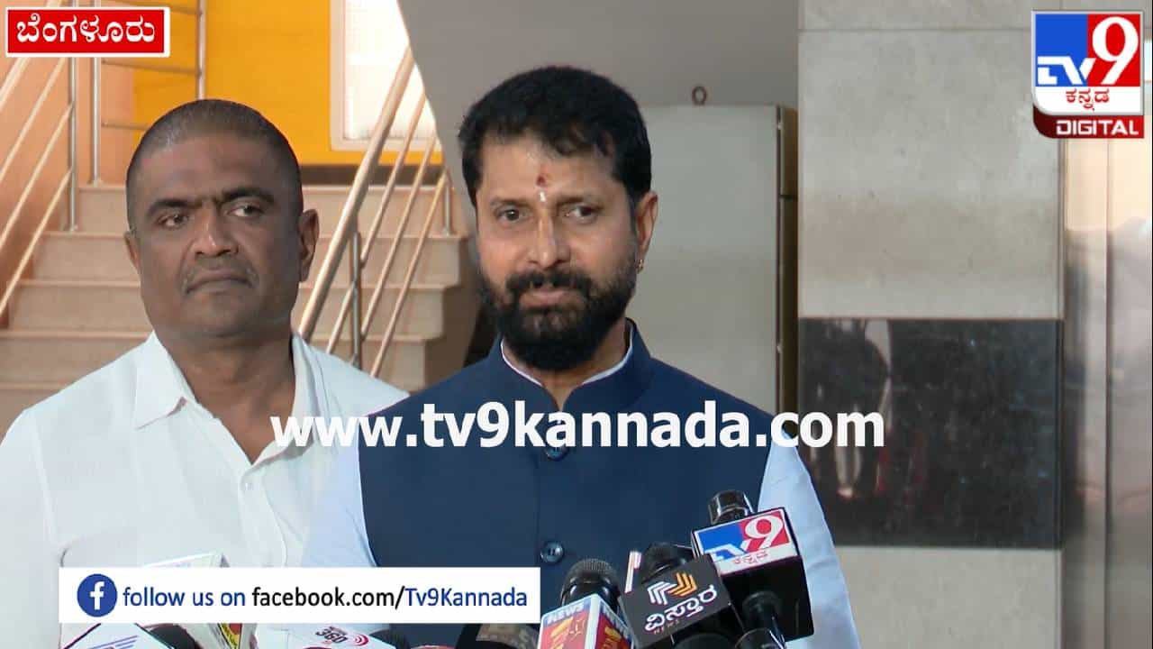 ಬೆಂಗಳೂರು: ನಮಗೂ ಹಸ್ತಕ್ಕೆ ಆಪರೇಷನ್ ಮಾಡಲು ಗೊತ್ತಿದೆ: ಸಿಟಿ ರವಿ ಬೆಂಗಳೂರು: ನಮಗೂ ಹಸ್ತಕ್ಕೆ ಆಪರೇಷನ್ ಮಾಡಲು ಗೊತ್ತಿದೆ: ಸಿಟಿ ರವಿ