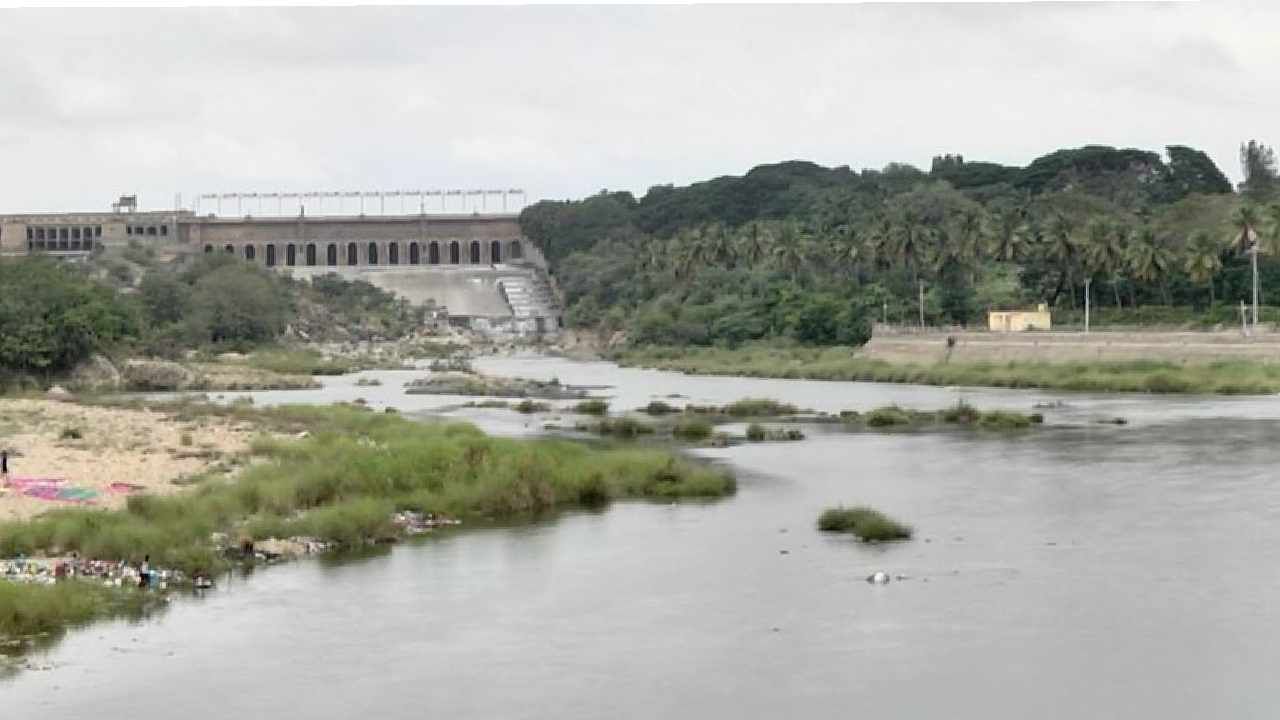 Karnataka Govt decreases In Cauvery water To Tamil Nadu