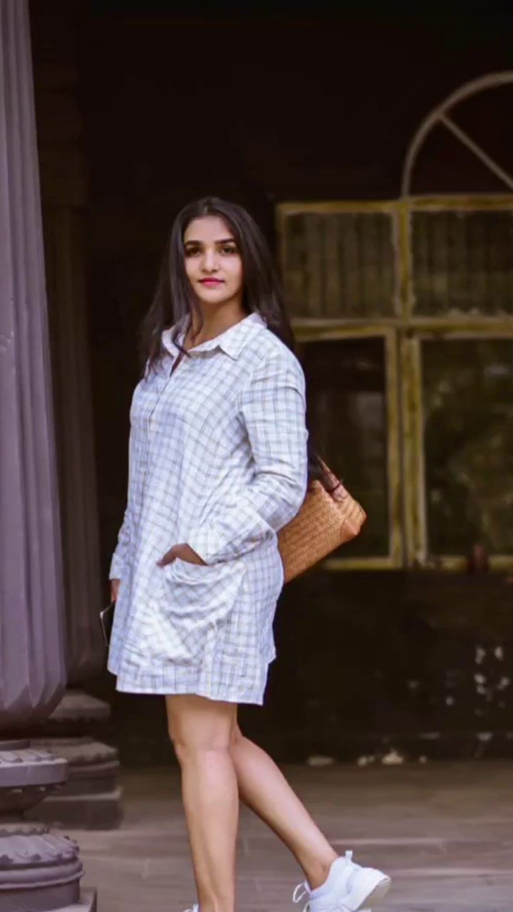 Divya Uruduga (3)