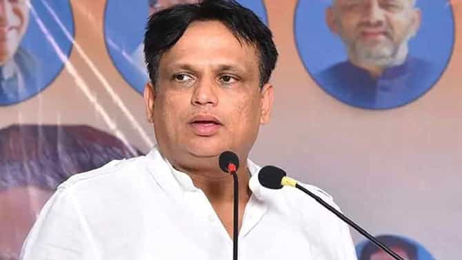ಗೃಹಜ್ಯೋತಿ ಯೋಜನೆ ಕಾರ್ಯಕ್ರಮಕ್ಕೆ ಅಜಯ್ ಸಿಂಗ್ ಗೈರು, ರೆಬಲ್ ಪಟ್ಟಿಗೆ ಮತ್ತೊಬ್ಬ ಕೈ ಶಾಸಕ?