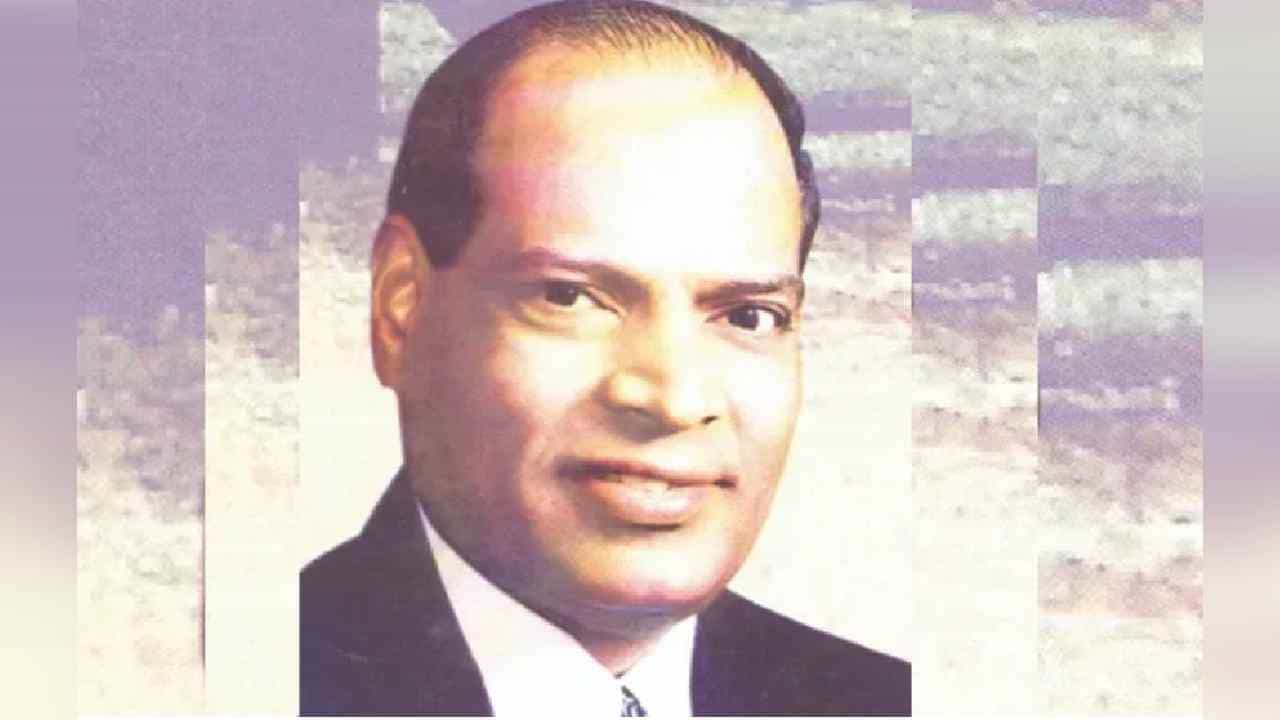 ಕಲಬುರಗಿ: ವಿಶ್ವದ ಮೂರನೇ ಉತ್ತಮ ಕಣ್ಣಿನ ವೈದ್ಯ ಡಾ.ಚಂದ್ರಪ್ಪ ರೇಷ್ಮೆ ನಿಧನ ಕಲಬುರಗಿ: ವಿಶ್ವದ ಮೂರನೇ ಉತ್ತಮ ಕಣ್ಣಿನ ವೈದ್ಯ ಡಾ.ಚಂದ್ರಪ್ಪ ರೇಷ್ಮೆ ನಿಧನ