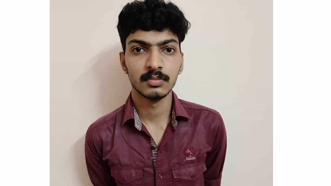 ಮಂಗಳೂರು: ಪೊಲೀಸ್ ಹಾಗೂ RAW ಅಧಿಕಾರಿ ಎಂದು ಕಾಲೇಜಿನಲ್ಲಿ ಬಿಲ್ಡಪ್ ಕೊಡ್ತಿದ್ದ ನರ್ಸಿಂಗ್ ವಿದ್ಯಾರ್ಥಿ ಅರೆಸ್ಟ್ ಮಂಗಳೂರು: ಪೊಲೀಸ್ ಹಾಗೂ RAW ಅಧಿಕಾರಿ ಎಂದು ಕಾಲೇಜಿನಲ್ಲಿ ಬಿಲ್ಡಪ್ ಕೊಡ್ತಿದ್ದ ನರ್ಸಿಂಗ್ ವಿದ್ಯಾರ್ಥಿ ಅರೆಸ್ಟ್