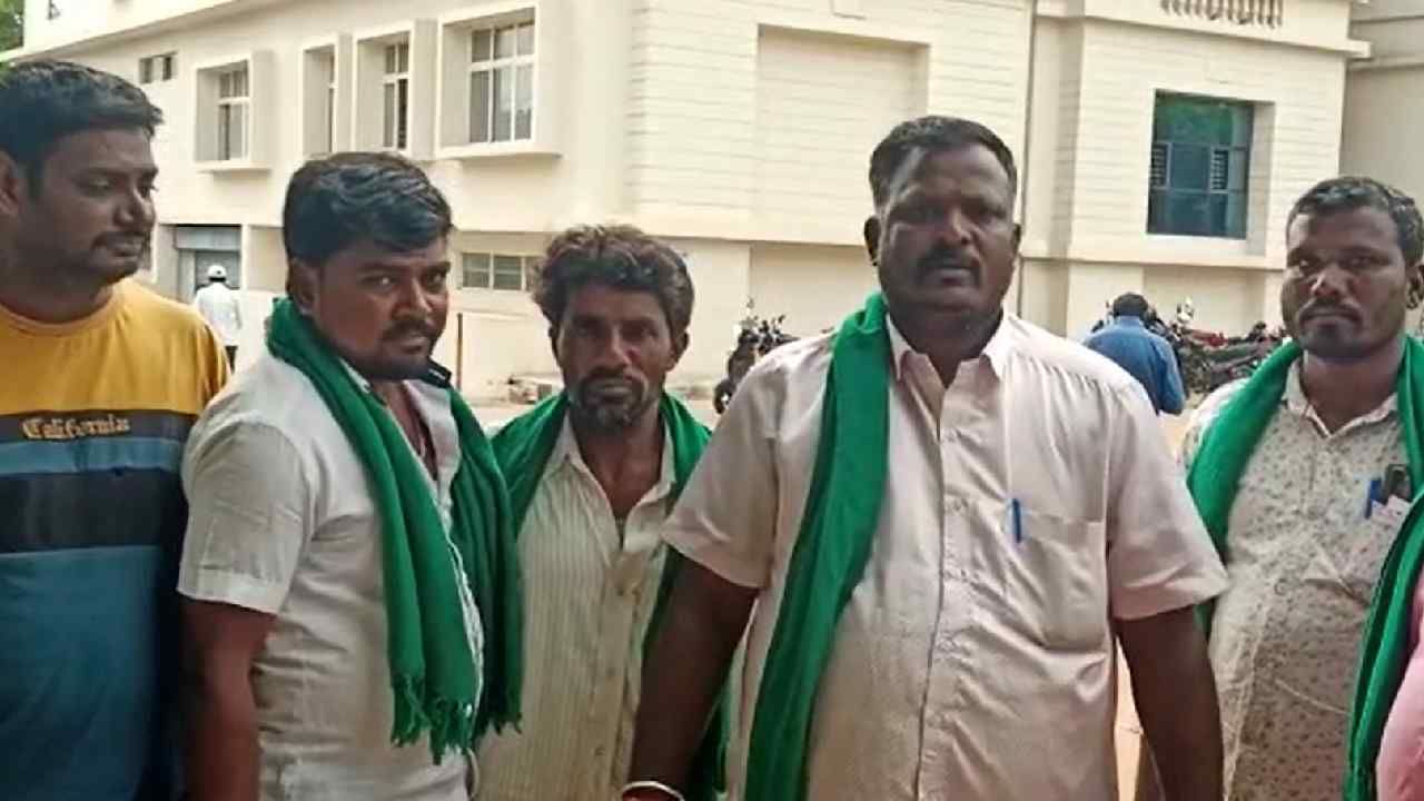 ತಮಿಳುನಾಡಿಗೆ ನೀರು ಬಿಡುತ್ತಿರುವುದನ್ನು ಖಂಡಿಸಿ ಆಗಸ್ಟ್ 14 ರಂದು ನಂಜನಗೂಡಿನಲ್ಲಿ ಬೃಹತ್ ಪ್ರತಿಭಟನೆ ತಮಿಳುನಾಡಿಗೆ ನೀರು ಬಿಡುತ್ತಿರುವುದನ್ನು ಖಂಡಿಸಿ ಆಗಸ್ಟ್ 14 ರಂದು ನಂಜನಗೂಡಿನಲ್ಲಿ ಬೃಹತ್ ಪ್ರತಿಭಟನೆ