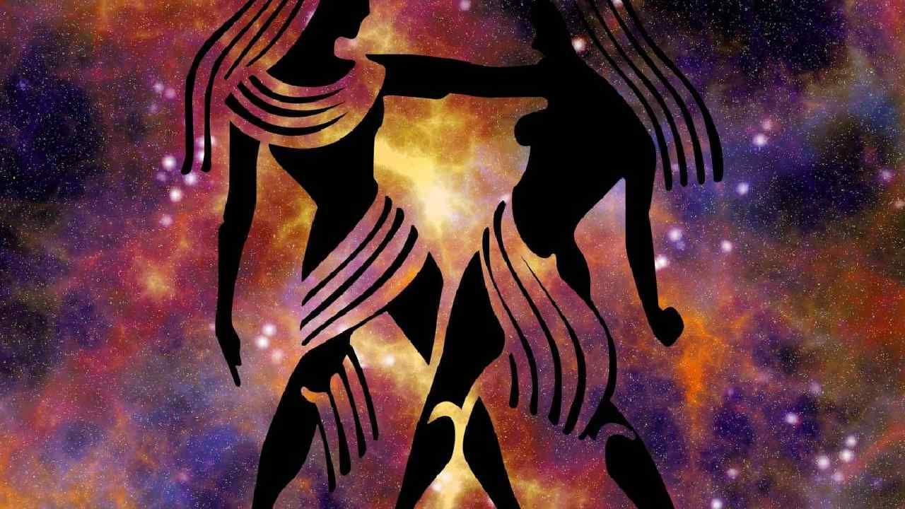 Horoscope: ನೀವು ಮಿಥುನ ರಾಶಿಯವರೇ? ಮಿಥುನ ರಾಶಿಯಲ್ಲಿ ಚಂದ್ರನಿದ್ದರೆ ನಿಮ್ಮ ಸ್ವಭಾವವು ಈ ರೀತಿ ಇರಲಿದೆ Horoscope: ನೀವು ಮಿಥುನ ರಾಶಿಯವರೇ? ಮಿಥುನ ರಾಶಿಯಲ್ಲಿ ಚಂದ್ರನಿದ್ದರೆ ನಿಮ್ಮ ಸ್ವಭಾವವು ಈ ರೀತಿ ಇರಲಿದೆ