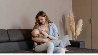 ಮಳೆಗಾಲದಲ್ಲಿ ಕಾಡುವ ಗಂಟಲು ನೋವಿನಿಂದ ಪರಿಹಾರ ಪಡೆಯುವುದು ಹೇಗೆ?