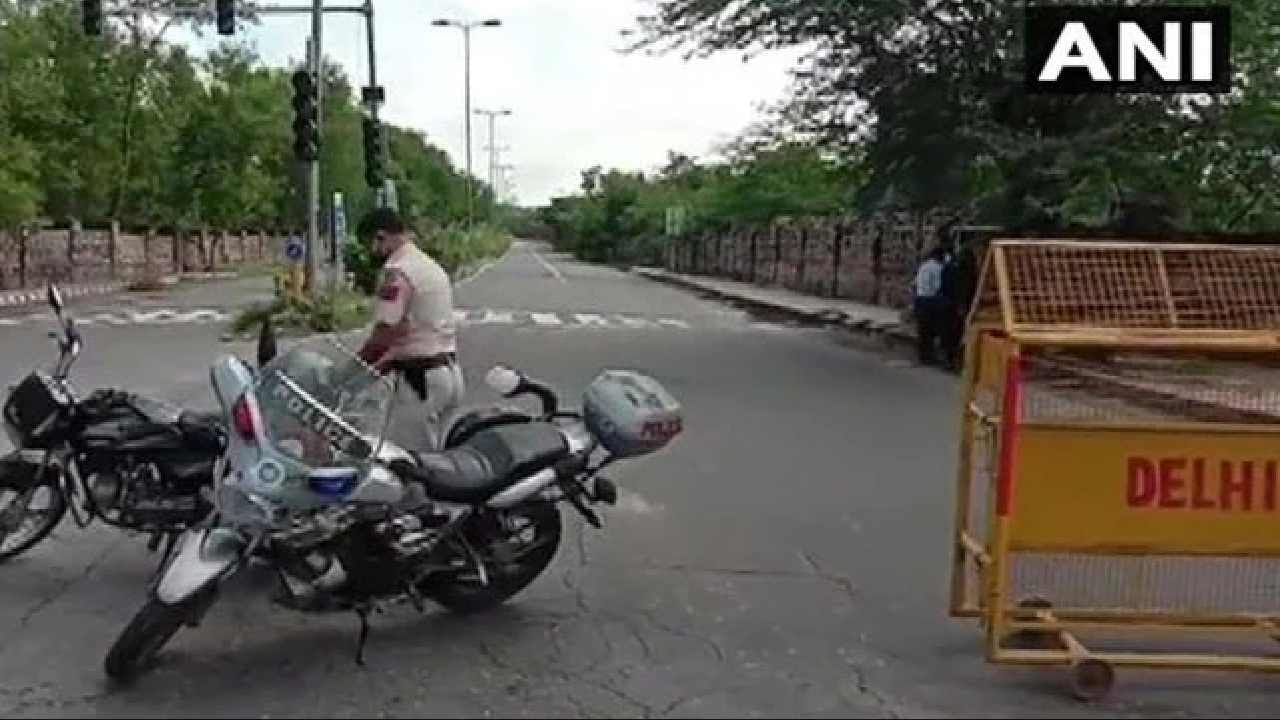 ದೆಹಲಿ: ಸಣ್ಣ ವಾದ, ಕೋಪದಲ್ಲಿ ಹೋಂಗಾರ್ಡ್​ಗೆ ಚಾಕುವಿನಿಂದ ಇರಿದು ಹತ್ಯೆ ಮಾಡಿದ ಪಕ್ಕದ ಮನೆಯವರು