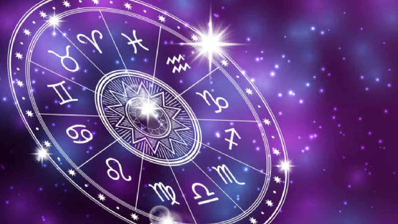 Horoscope: ದಿನಭವಿಷ್ಯ, ಅಧ್ಯಾತ್ಮ ಸಾಧನೆಗೆ ಈ ರಾಶಿಯವರ ಮನಸ್ಸು ಬದಲಾಗಬಹುದು Horoscope: ದಿನಭವಿಷ್ಯ, ಅಧ್ಯಾತ್ಮ ಸಾಧನೆಗೆ ಈ ರಾಶಿಯವರ ಮನಸ್ಸು ಬದಲಾಗಬಹುದು