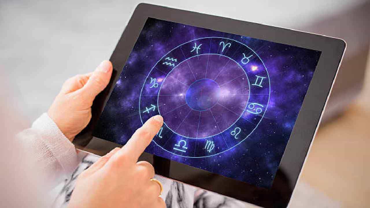 Horoscope: ರಾಶಿಭವಿಷ್ಯ, ಈ ರಾಶಿಯವರು ಇಂದು ಗಂಭೀರ ವಿಚಾರವನ್ನು ಲಘುವಾಗಿ ತೆಗೆದುಕೊಳ್ಳುವುವುದು ಬೇಡ Horoscope: ರಾಶಿಭವಿಷ್ಯ, ಈ ರಾಶಿಯವರು ಇಂದು ಗಂಭೀರ ವಿಚಾರವನ್ನು ಲಘುವಾಗಿ ತೆಗೆದುಕೊಳ್ಳುವುವುದು ಬೇಡ