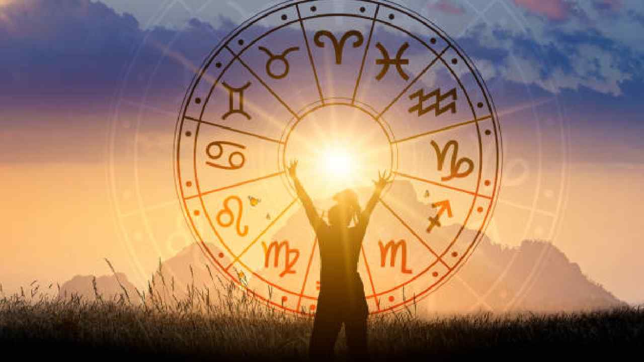 Horoscope: ದಿನಭವಿಷ್ಯ, ಒಂದೇ ಸಲಕ್ಕೆ ಅನೇಕ ಕಾರ್ಯಗಳು ಈ ರಾಶಿಯವರಿಗೆ ದಿಕ್ಕು ತೋಚದಂತೆ ಮಾಡುವುದು Horoscope: ದಿನಭವಿಷ್ಯ, ಒಂದೇ ಸಲಕ್ಕೆ ಅನೇಕ ಕಾರ್ಯಗಳು ಈ ರಾಶಿಯವರಿಗೆ ದಿಕ್ಕು ತೋಚದಂತೆ ಮಾಡುವುದು