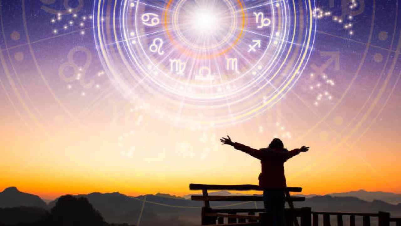 Horoscope Today: ರಾಶಿಭವಿಷ್ಯ, ಈ ರಾಶಿಯವರ ದಾಂಪತ್ಯದಲ್ಲಿ ಹಳೆಯ ಬೇಸರವೆಲ್ಲ ದೂರವಾಗಿ ಸಂತೋಷವು ಇರಲಿದೆ Horoscope Today: ರಾಶಿಭವಿಷ್ಯ, ಈ ರಾಶಿಯವರ ದಾಂಪತ್ಯದಲ್ಲಿ ಹಳೆಯ ಬೇಸರವೆಲ್ಲ ದೂರವಾಗಿ ಸಂತೋಷವು ಇರಲಿದೆ