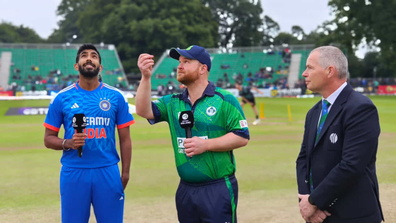 IND vs IRE: ಟಾಸ್ ಗೆದ್ದ ಭಾರತ, ಇಬ್ಬರ ಪದಾರ್ಪಣೆ; ಹೀಗಿವೆ ಉಭಯ ತಂಡಗಳು IND vs IRE: ಟಾಸ್ ಗೆದ್ದ ಭಾರತ, ಇಬ್ಬರ ಪದಾರ್ಪಣೆ; ಹೀಗಿವೆ ಉಭಯ ತಂಡಗಳು