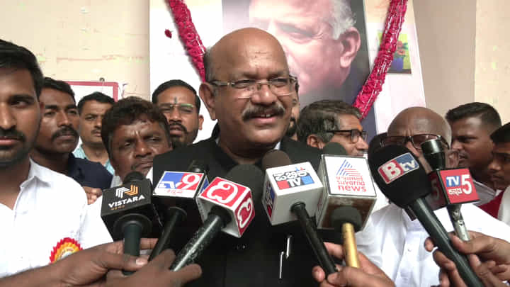 ಕಾಂಗ್ರೆಸ್ ಕಾರ್ಯಾಚರಣೆ ಬಗ್ಗೆ ಬಿಜೆಪಿ ಸಂಸದ ಉಮೇಶ್ ಜಾಧವ್ ಹೇಳಿದ್ದೇನು? ಕಾಂಗ್ರೆಸ್ ಕಾರ್ಯಾಚರಣೆ ಬಗ್ಗೆ ಬಿಜೆಪಿ ಸಂಸದ ಉಮೇಶ್ ಜಾಧವ್ ಹೇಳಿದ್ದೇನು?