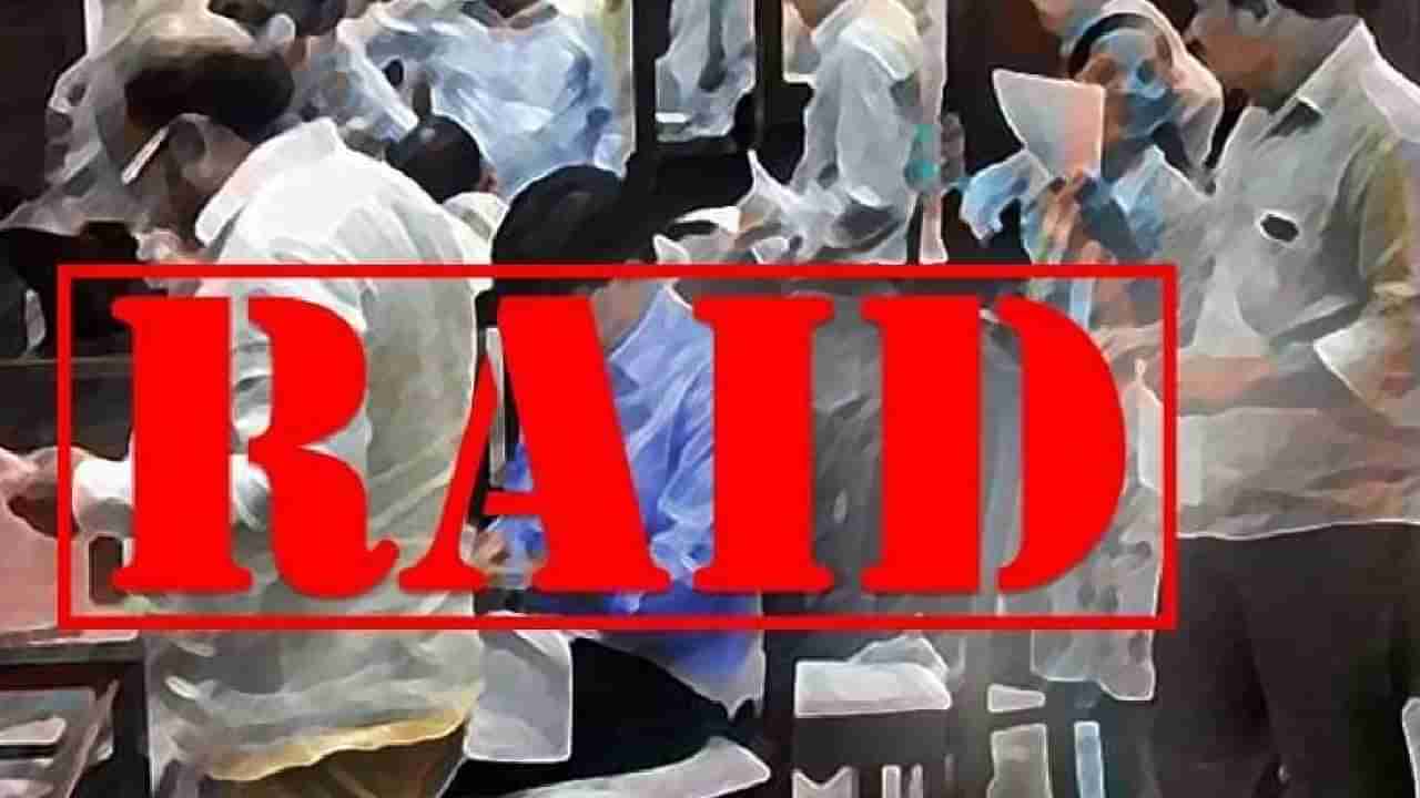 Lokayukta Raids: ಬೆಳ್ಳಂಬೆಳಗ್ಗೆ ಕರ್ನಾಟಕದ ಹಲವೆಡೆ ಲೋಕಾಯುಕ್ತ ದಾಳಿ: ನಿದ್ದೆಗಣ್ಣಲ್ಲಿದ್ದ ಅಧಿಕಾರಿಗಳು ಶಾಕ್