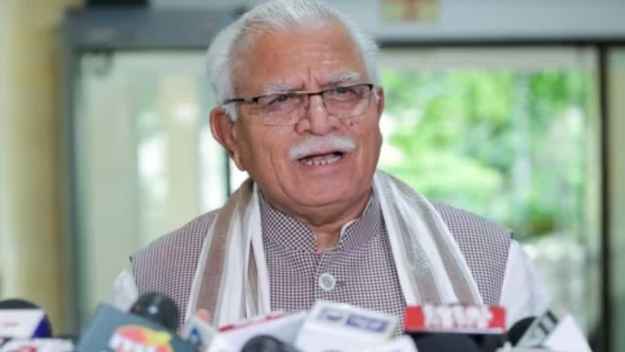 ಎಲ್ಲರಿಗೂ ರಕ್ಷಣೆ ನೀಡಲು ಸಾಧ್ಯವಿಲ್ಲ: ಶಾಂತಿ ಕಾಪಾಡಲು ಹರ್ಯಾಣ ಮುಖ್ಯಮಂತ್ರಿ ಮನೋಹರ್ ಲಾಲ್ ಖಟ್ಟರ್ ಮನವಿ ಎಲ್ಲರಿಗೂ ರಕ್ಷಣೆ ನೀಡಲು ಸಾಧ್ಯವಿಲ್ಲ: ಶಾಂತಿ ಕಾಪಾಡಲು ಹರ್ಯಾಣ ಮುಖ್ಯಮಂತ್ರಿ ಮನೋಹರ್ ಲಾಲ್ ಖಟ್ಟರ್ ಮನವಿ