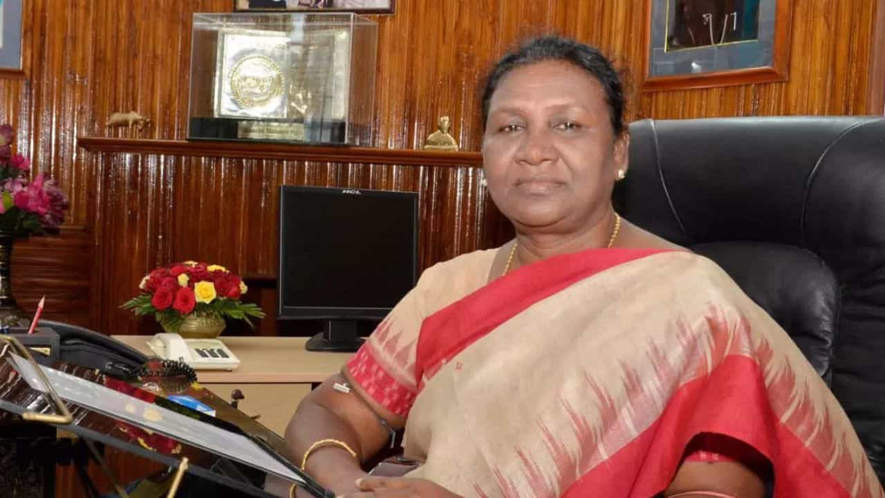 ದೆಹಲಿ ಸೇವಾ ಮಸೂದೆ, ಡಿಜಿಟಲ್ ಪರ್ಸನಲ್ ಡಾಟಾ ಪ್ರೊಟೆಕ್ಷನ್ ಮಸೂದೆ ಸೇರಿ ಒಟ್ಟು 4 ಮಸೂದೆಗೆ ರಾಷ್ಟ್ರಪತಿ ಅಂಕಿತ ದೆಹಲಿ ಸೇವಾ ಮಸೂದೆ, ಡಿಜಿಟಲ್ ಪರ್ಸನಲ್ ಡಾಟಾ ಪ್ರೊಟೆಕ್ಷನ್ ಮಸೂದೆ ಸೇರಿ ಒಟ್ಟು 4 ಮಸೂದೆಗೆ ರಾಷ್ಟ್ರಪತಿ ಅಂಕಿತ