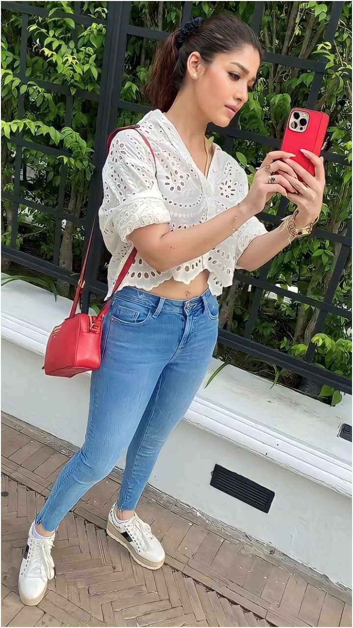 Nayanthara(2)
