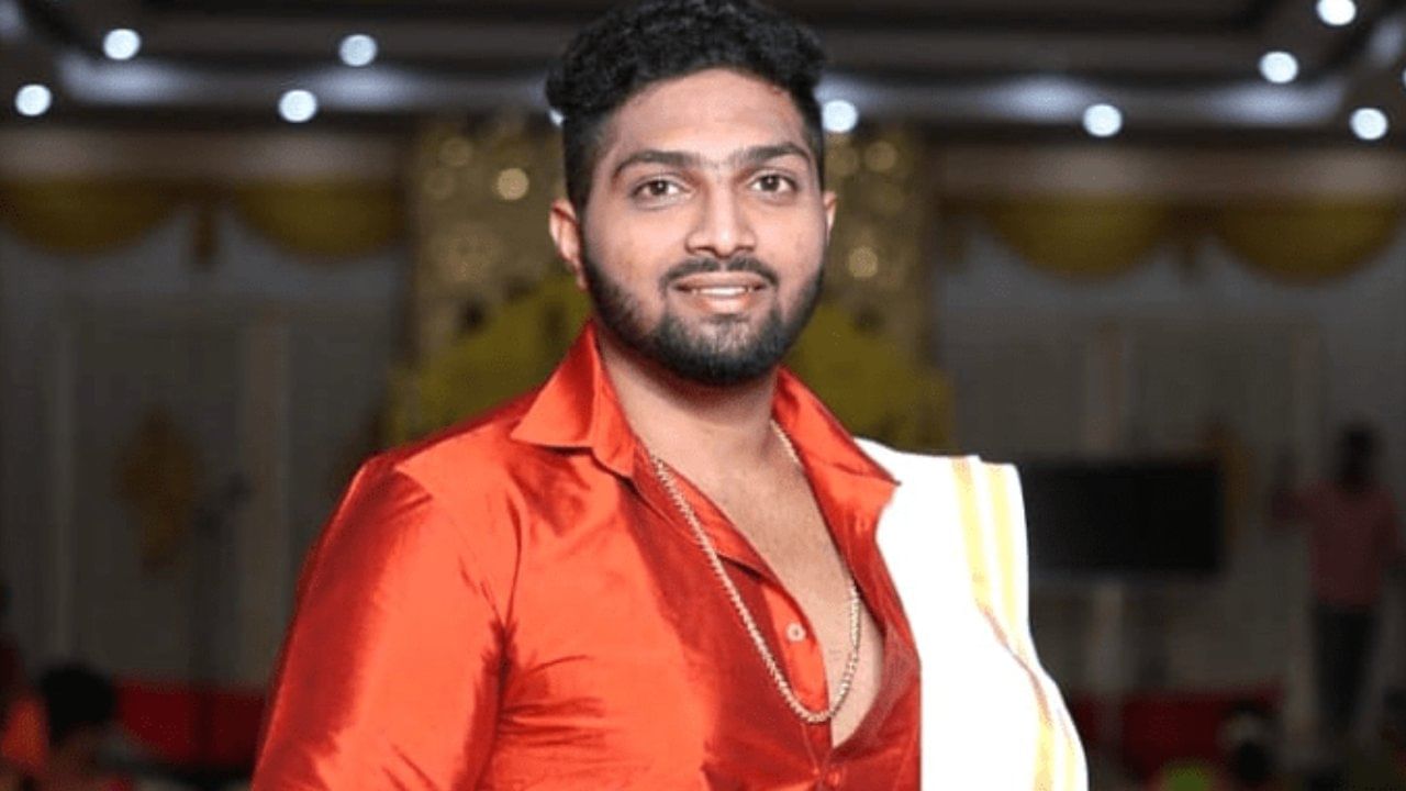 ಸ್ಪಂದನಾ ಸಾವಿನ ಬೆನ್ನಲ್ಲೇ ಮತ್ತೊಂದು ಶಾಕ್; ಮಂಡ್ಯ ಮೂಲದ ಕಿರುತೆರೆ ನಟ ಹೃದಯಾಘಾತದಿಂದ ನಿಧನ ಸ್ಪಂದನಾ ಸಾವಿನ ಬೆನ್ನಲ್ಲೇ ಮತ್ತೊಂದು ಶಾಕ್; ಮಂಡ್ಯ ಮೂಲದ ಕಿರುತೆರೆ ನಟ ಹೃದಯಾಘಾತದಿಂದ ನಿಧನ