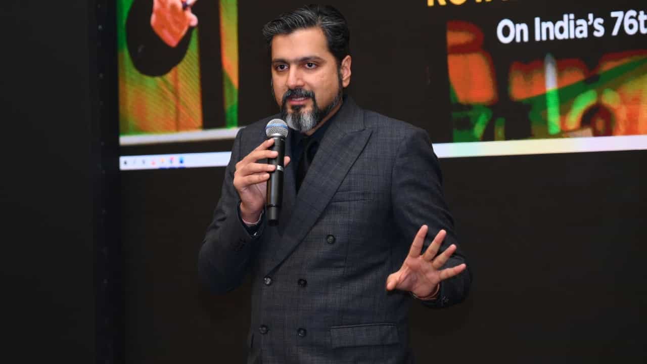 ರಾಷ್ಟ್ರಗೀತೆಗೆ ಸ್ಪೆಷಲ್ ಟ್ಯೂನ್ ಟಚ್ ಕೊಟ್ಟ ಗ್ರ್ಯಾಮಿ ಪ್ರಶಸ್ತಿ ವಿಜೇತ ರಿಕ್ಕಿ ಕೇಜ್, ಆಗಸ್ಟ್ 15ಕ್ಕೆ ಬಿಡುಗಡೆ ರಾಷ್ಟ್ರಗೀತೆಗೆ ಸ್ಪೆಷಲ್ ಟ್ಯೂನ್ ಟಚ್ ಕೊಟ್ಟ ಗ್ರ್ಯಾಮಿ ಪ್ರಶಸ್ತಿ ವಿಜೇತ ರಿಕ್ಕಿ ಕೇಜ್, ಆಗಸ್ಟ್ 15ಕ್ಕೆ ಬಿಡುಗಡೆ
