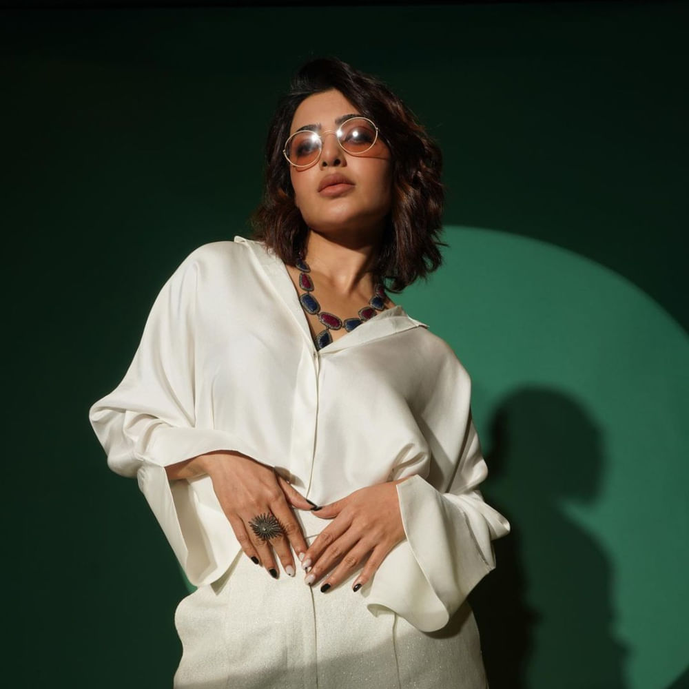 ಸಮಂತಾಗೆ ದೊಡ್ಡ ಅಭಿಮಾನಿ ಬಳಗ ಸೃಷ್ಟಿ ಆಗಿದೆ. ಕೆಲವರು ಅವರ ನಟನೆಯನ್ನು ಇಷ್ಟಪಟ್ಟು ಅಭಿಮಾನಿ ಆದರೆ, ಇನ್ನೂ ಕೆಲವರು ಅವರ ಅಂದಕ್ಕೆ ಮರುಳಾಗಿದ್ದಾರೆ.