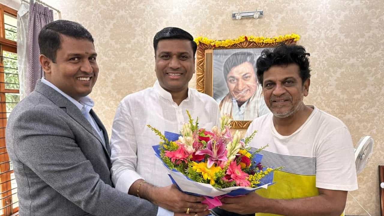 Shivarajkumar: ನಂದಿನಿ ಉತ್ಪನ್ನಗಳ ರಾಯಭಾರಿ ಆದ ನಟ ಶಿವರಾಜ್ಕುಮಾರ್ Shivarajkumar: ನಂದಿನಿ ಉತ್ಪನ್ನಗಳ ರಾಯಭಾರಿ ಆದ ನಟ ಶಿವರಾಜ್ಕುಮಾರ್